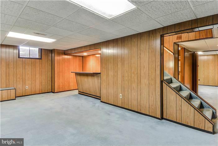 15507 Good Hope Road Silver Spring, MD 20905 - Photo 24 of 30 an empty room with windows