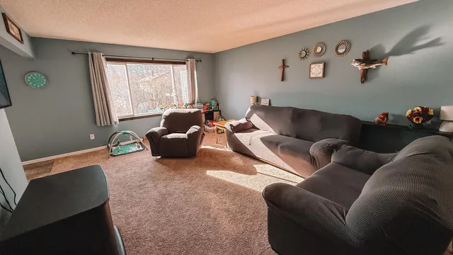 $250,000 | 621 Elm Street, Paynesville, MN 56362