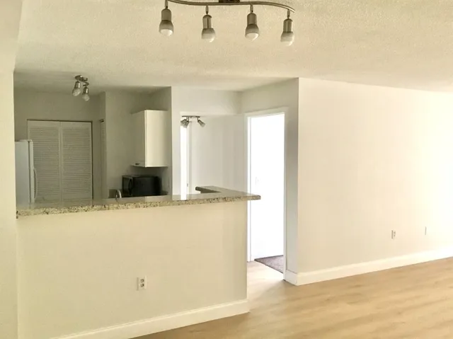 $269,500 | 4820 North State Road 7, Unit 10105, Pompano Beach, FL 33073