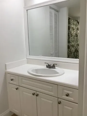 $269,500 | 4820 North State Road 7, Unit 10105, Pompano Beach, FL 33073