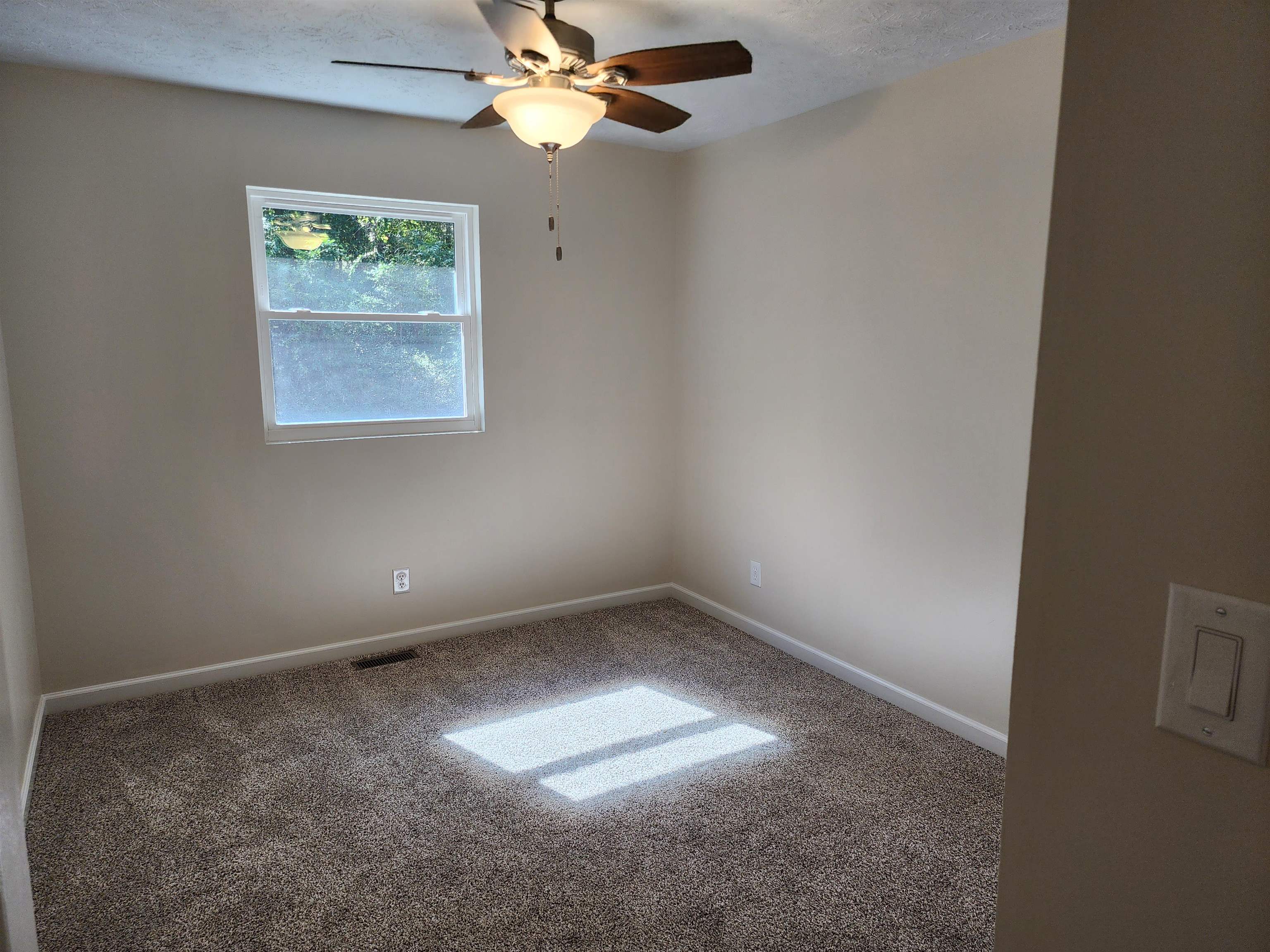 2472 Yates Crossing Road Milton, WV 25541 - Photo 12 of 25 Gallery Image 12