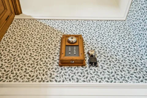 $29,500,000 | 100 CaƱada Road, Woodside, CA 94062