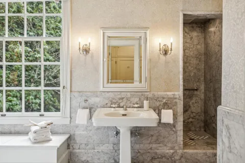 $29,500,000 | 100 CaƱada Road, Woodside, CA 94062