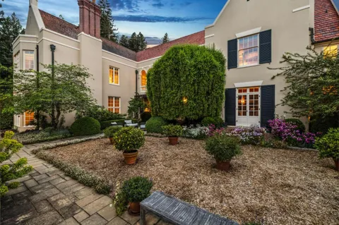 $29,500,000 | 100 CaƱada Road, Woodside, CA 94062