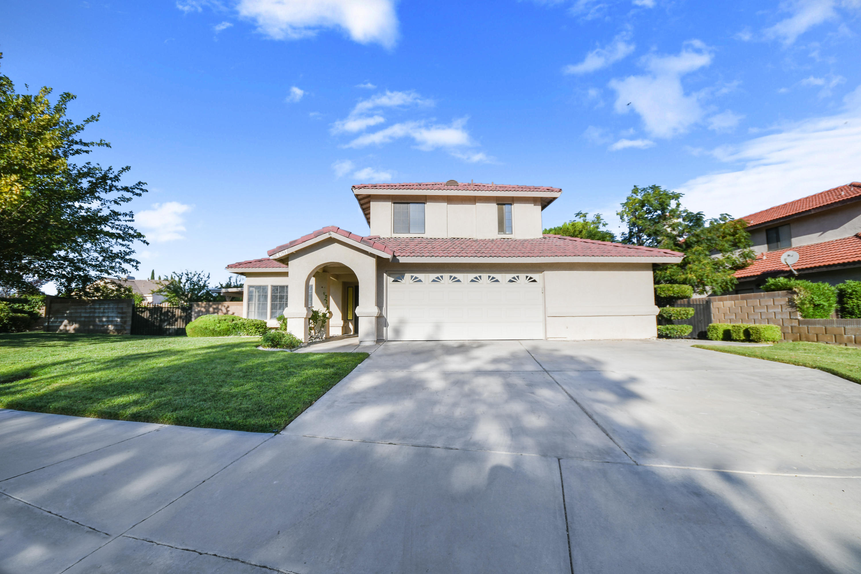 44127 Ruthron Avenue Lancaster, CA 93536 - Photo 1 of 24 DSC_9826