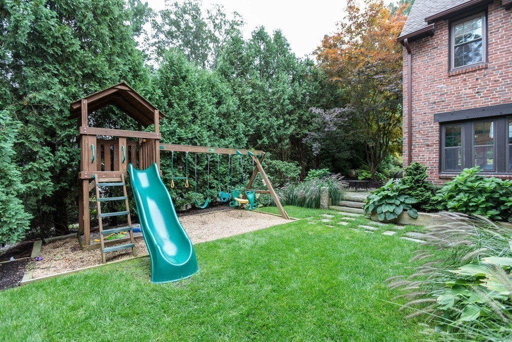33 Allen Road Wellesley, MA 02481 - Photo 28 of 30