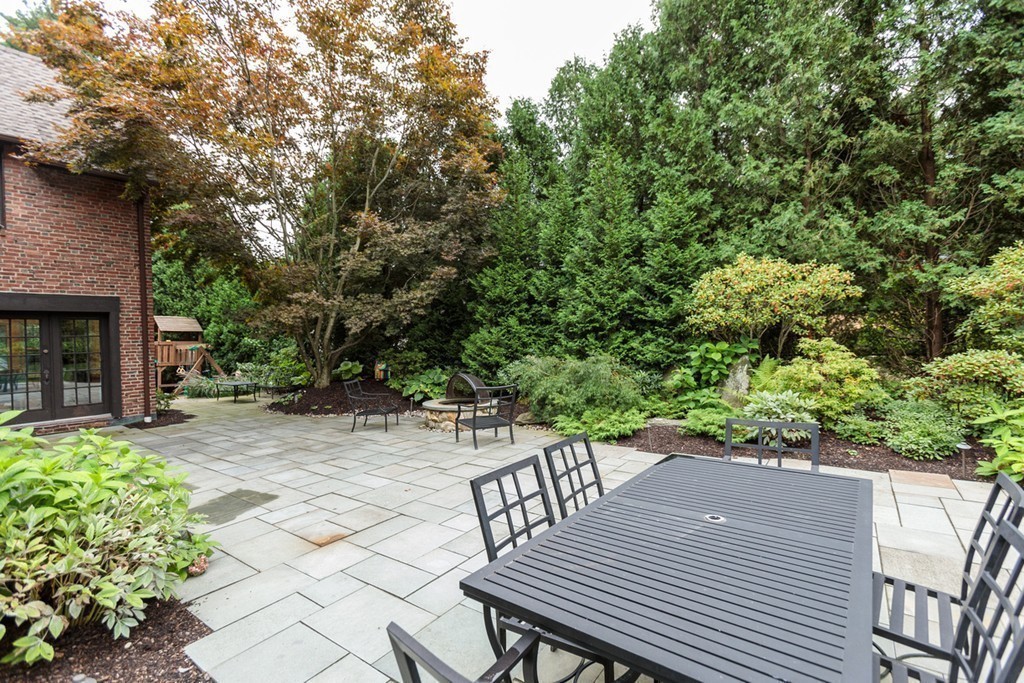 33 Allen Road Wellesley, MA 02481 - Photo 29 of 30