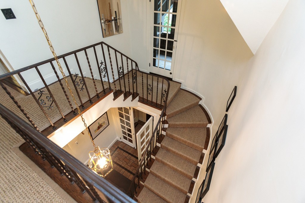 33 Allen Road Wellesley, MA 02481 - Photo 6 of 30