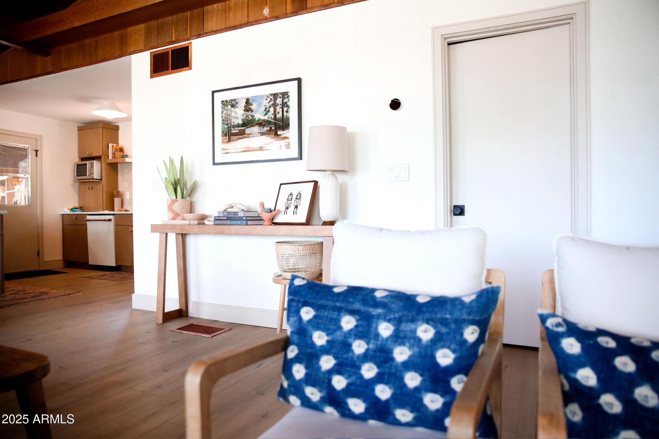 480 Cochise Road Munds Park, AZ 86017 - Photo 12 of 62 a view of kitchen with furniture and wooden floor