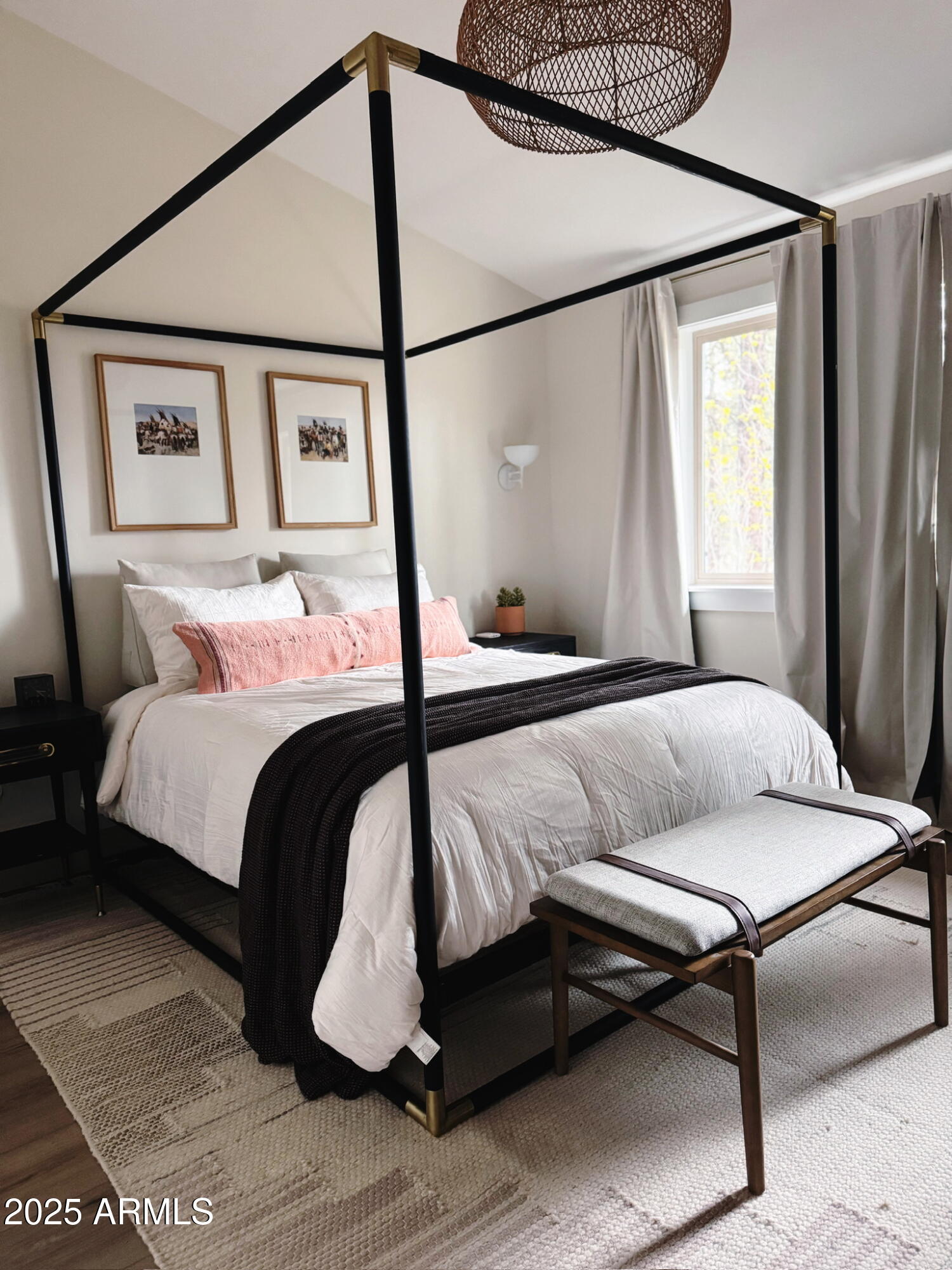 480 Cochise Road Munds Park, AZ 86017 - Photo 28 of 62 a bedroom with a bed and a painting on the wall