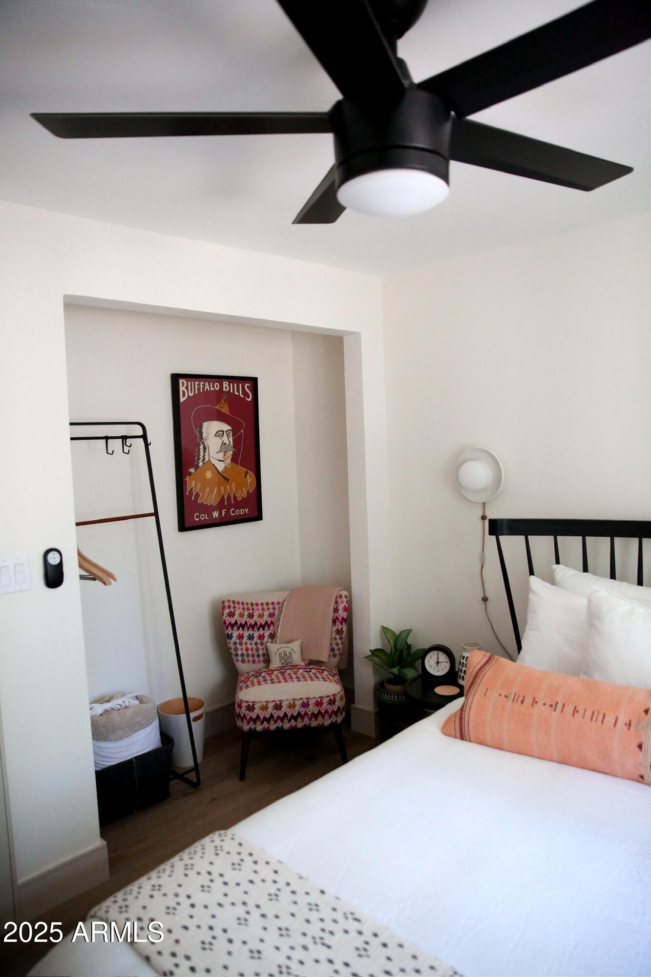 480 Cochise Road Munds Park, AZ 86017 - Photo 51 of 62 a bedroom with a bed and a couch