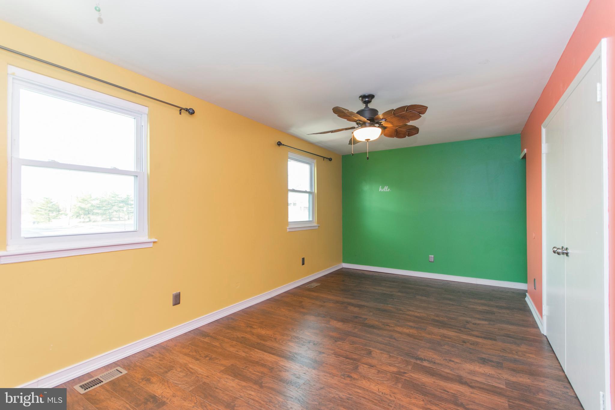 1106 Selmer Road Philadelphia, PA 19116 - Photo 20 of 25 Gallery Image 20