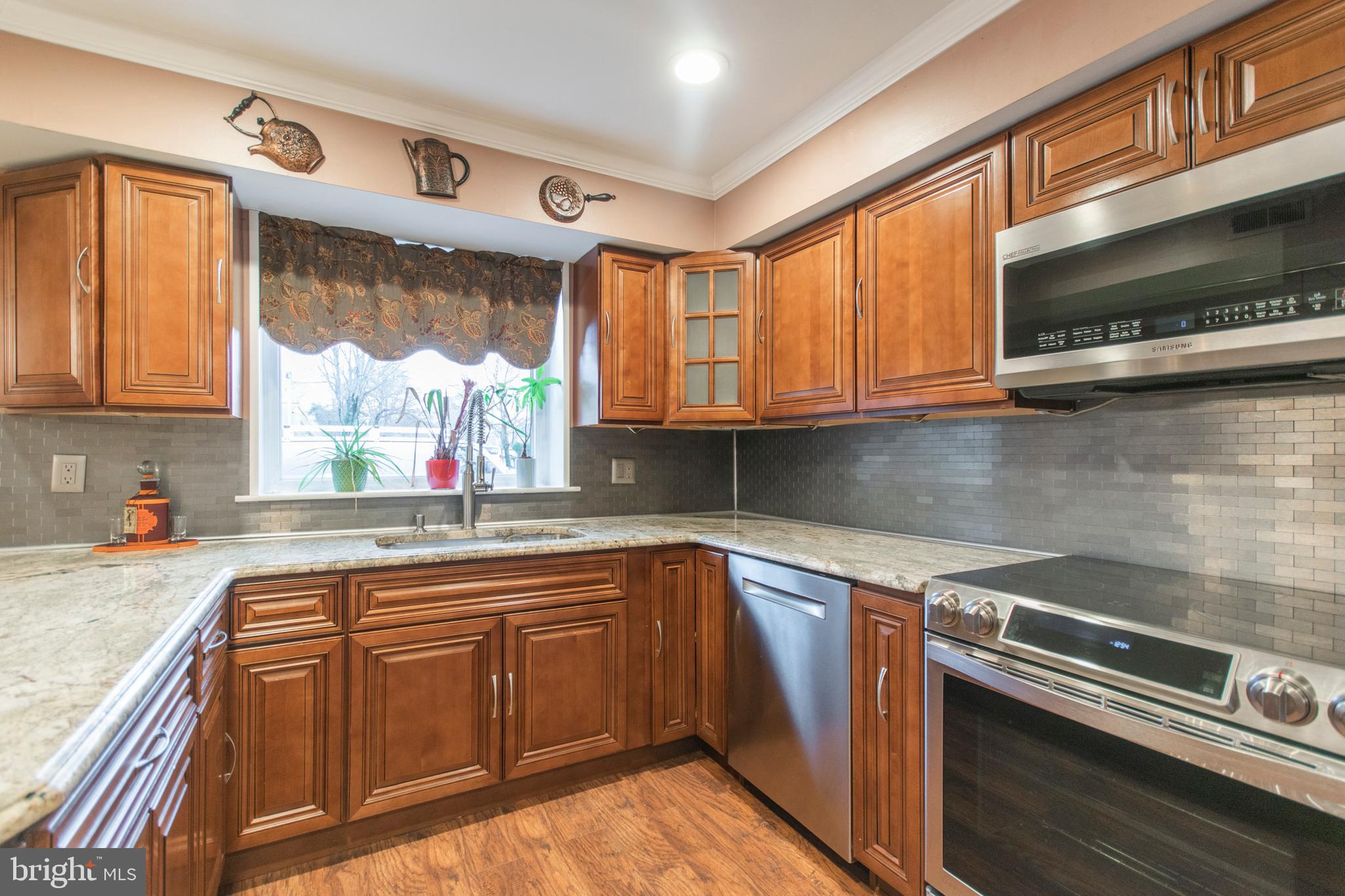 1106 Selmer Road Philadelphia, PA 19116 - Photo 7 of 25 Gallery Image 7