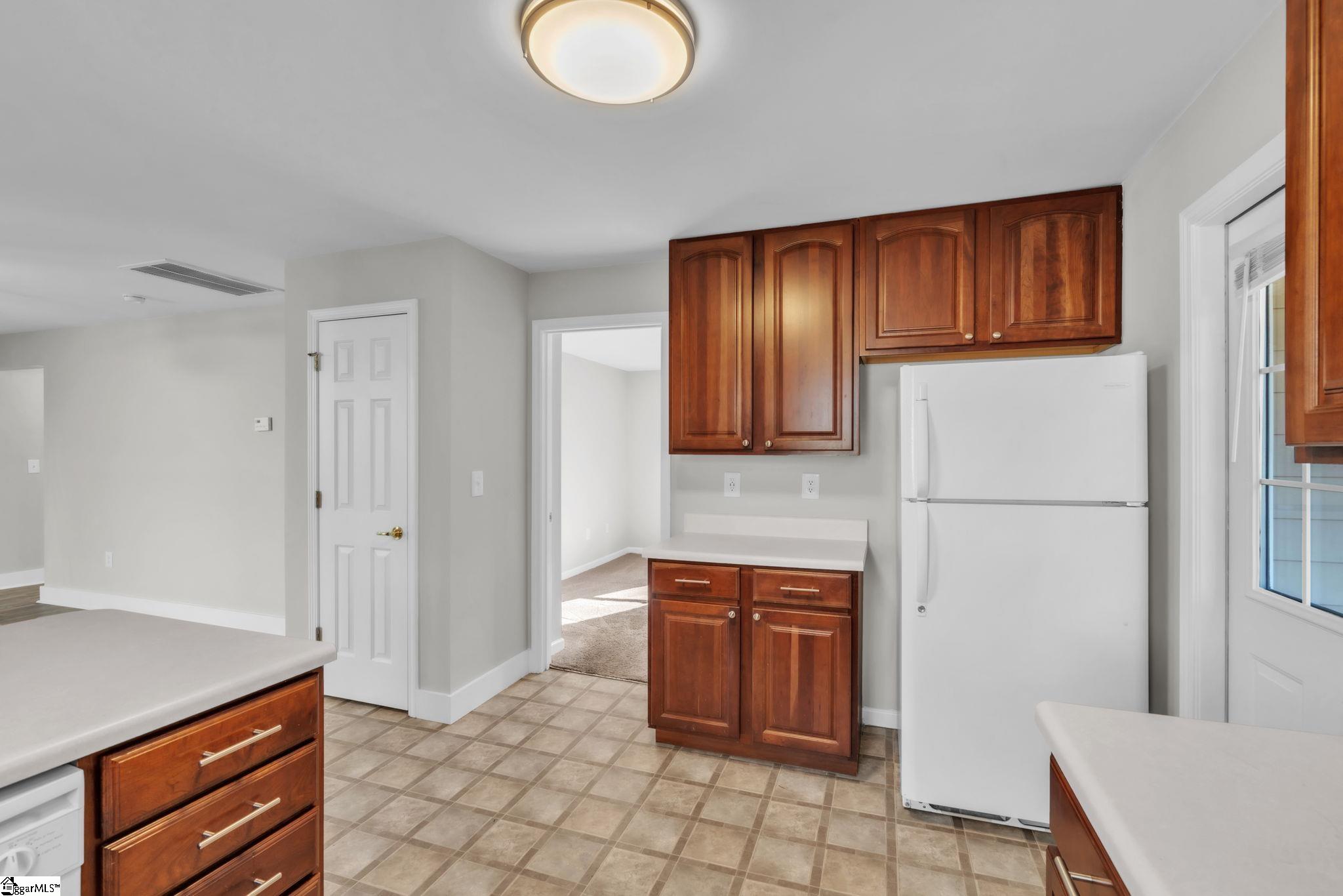 22 Cotton Street Greenville, SC 29609 - Photo 11 of 33