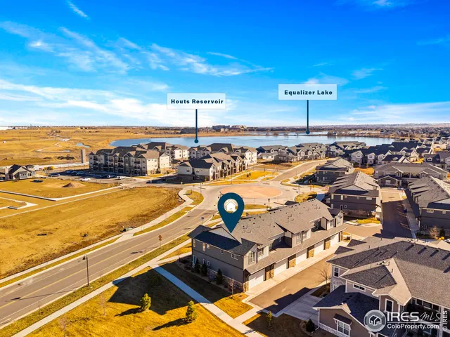 a picture of city view