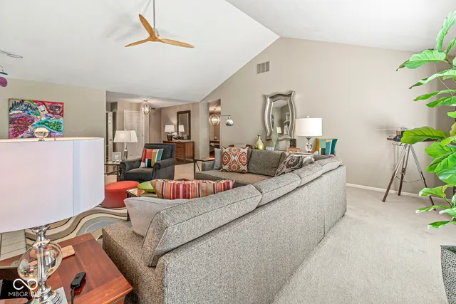 $324,000 | 4422 Edinburgh Point, Indianapolis, IN 46228