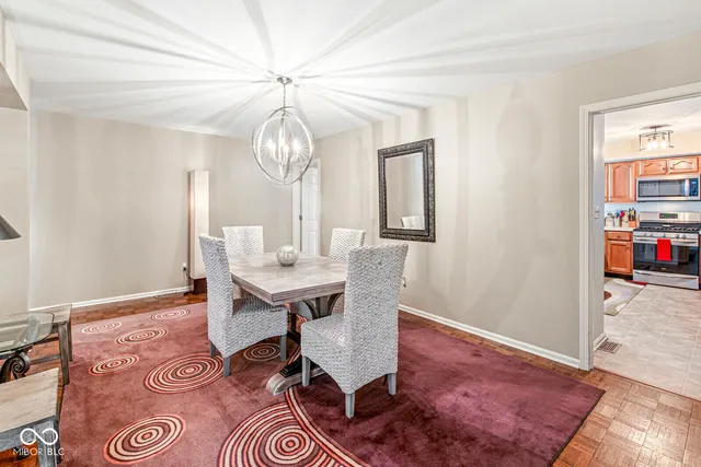 $324,000 | 4422 Edinburgh Point, Indianapolis, IN 46228