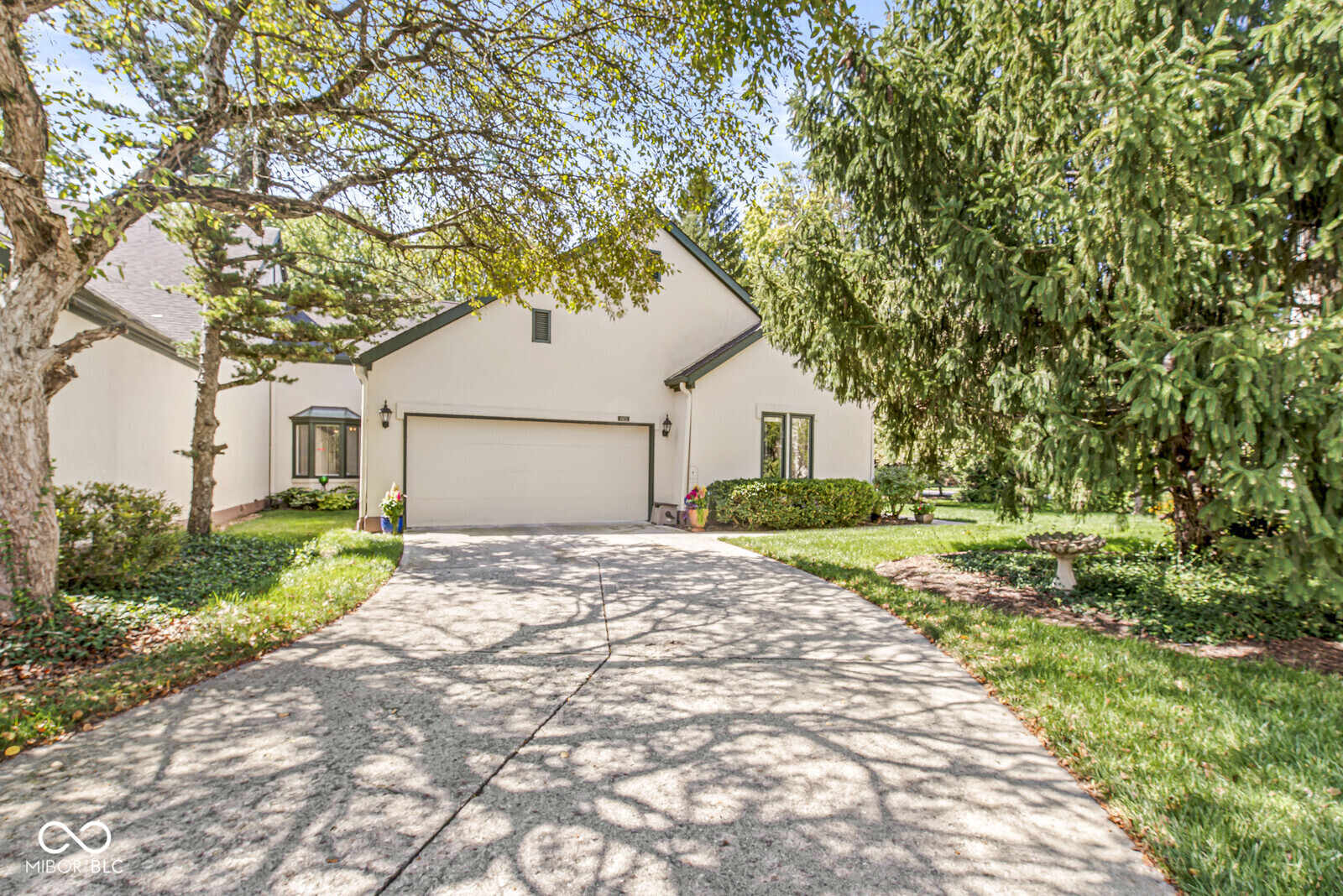 4422 Edinburgh Point Indianapolis, IN 46228 - Photo 2 of 37