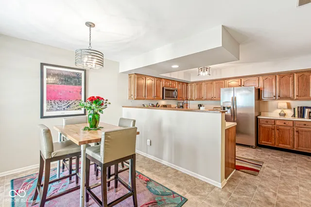 $324,000 | 4422 Edinburgh Point, Indianapolis, IN 46228