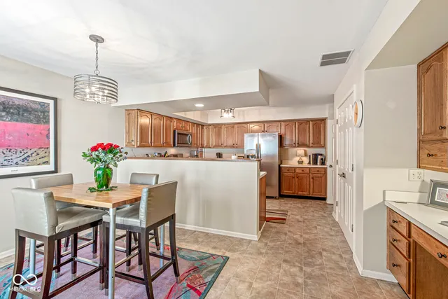 $324,000 | 4422 Edinburgh Point, Indianapolis, IN 46228