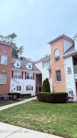 $2,725 | 1091 Morning Glory Drive, Unit 1091, Monroe Township, NJ 08831