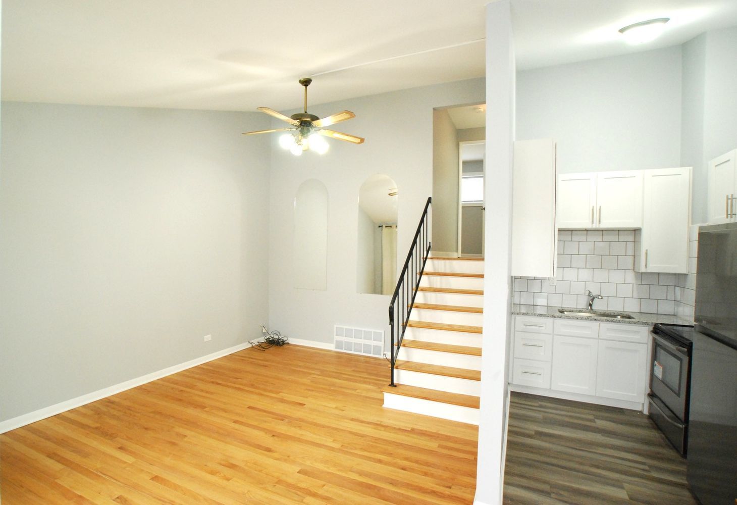 417 West Stone Avenue, Unit A Addison, IL 60101 - Photo 3 of 8