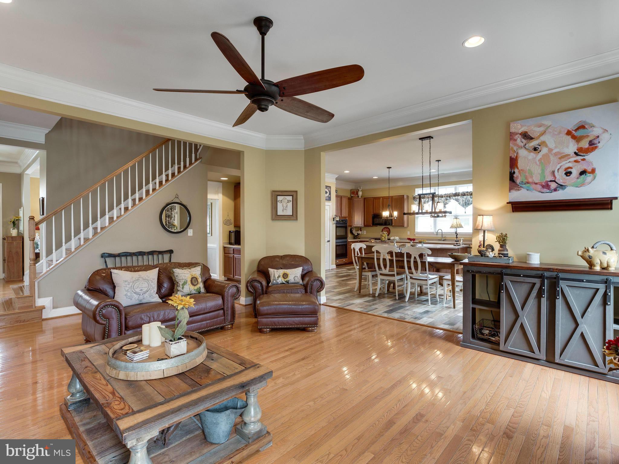 9037 Roaring Spring Loop Bristow, VA 20136 - Photo 8 of 30 Family Room