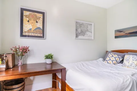 $3,750 | 15 Ellery Street, Unit 11, Cambridge, MA 02138