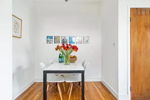 $3,750 | 15 Ellery Street, Unit 11, Cambridge, MA 02138