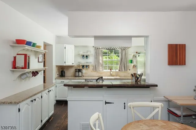 $4,500 | 924 Maurice Avenue, Rahway, NJ 07065