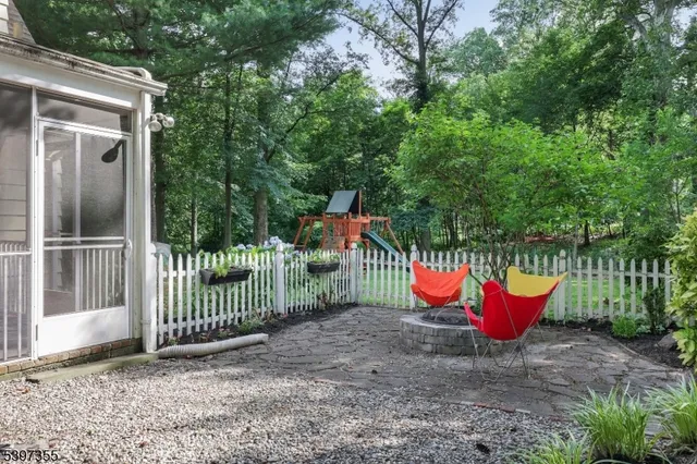 $4,500 | 924 Maurice Avenue, Rahway, NJ 07065