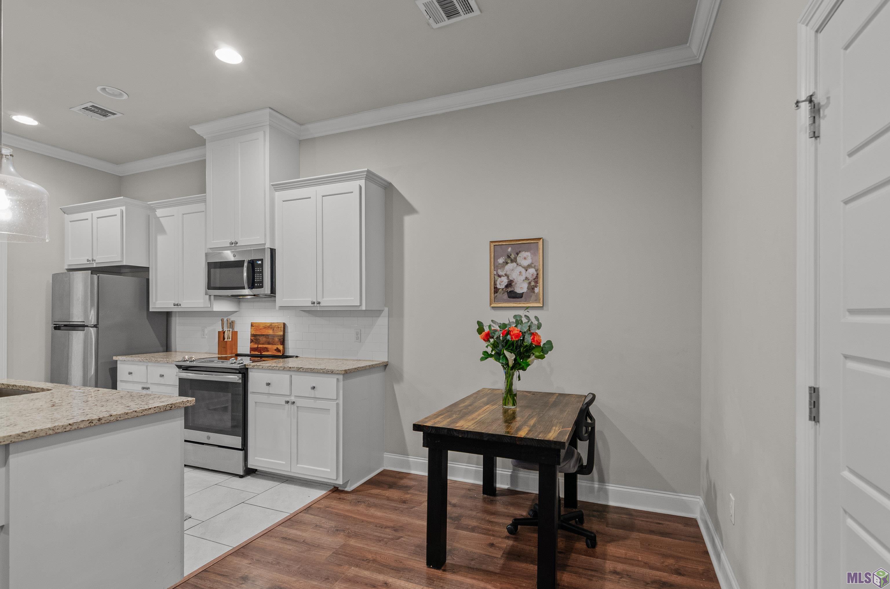 1425 Partierre Lane Baton Rouge, LA 70820 - Photo 5 of 21