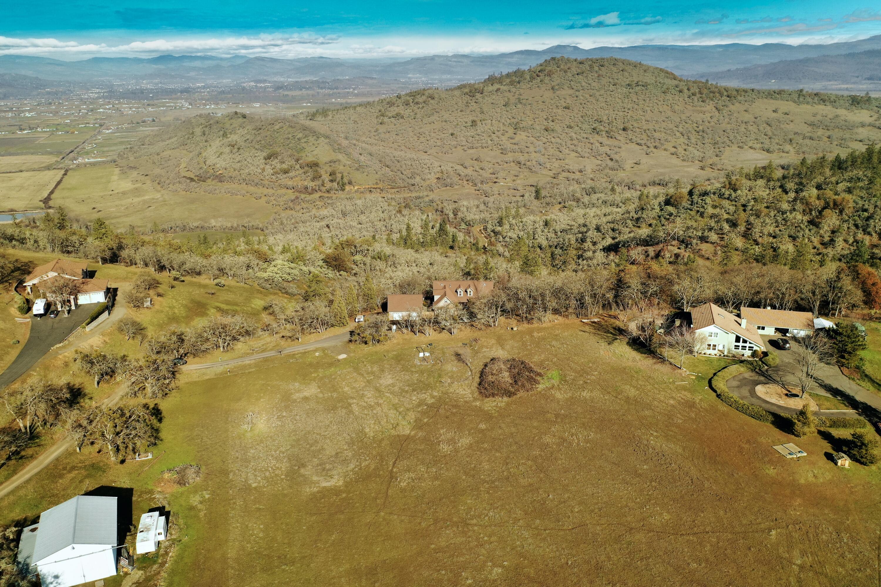 4200 Dry Creek Road Eagle Point, OR 97524 - Photo 9 of 51 4200 Dry Creek Aerials (2)