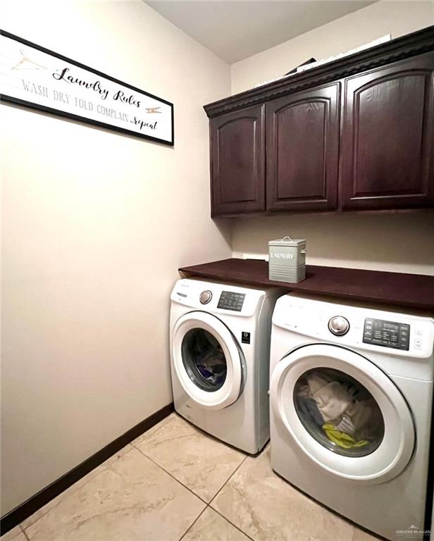 1313 Mountain Road Mission, TX 78573 - Photo 11 of 11 a utility room with dryer and washer
