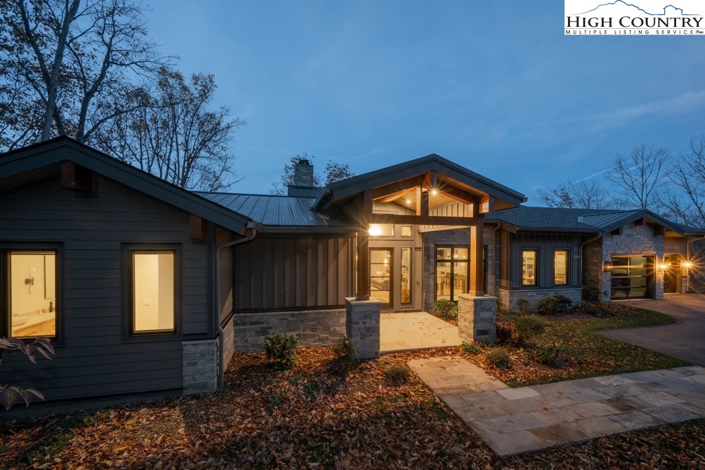 4930 Reynolds Parkway Boone, NC 28607 - Photo 2 of 42 Gallery Image 2