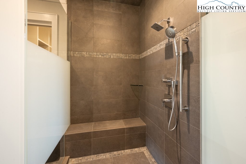 4930 Reynolds Parkway Boone, NC 28607 - Photo 21 of 42 Gallery Image 21