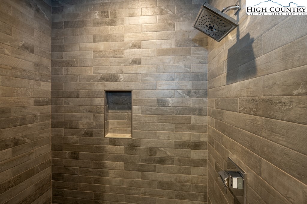 4930 Reynolds Parkway Boone, NC 28607 - Photo 26 of 42 Gallery Image 26