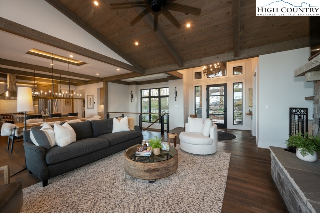 4930 Reynolds Parkway Boone, NC 28607 - Photo 4 of 42 Gallery Image 4