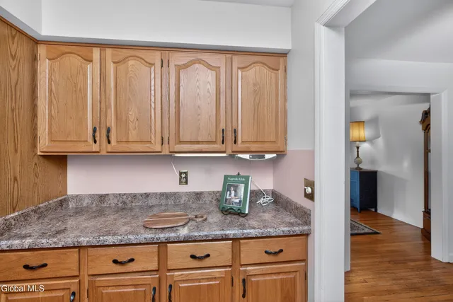 $489,900 | 3011 Williamsburg Drive, Guilderland, NY 12303