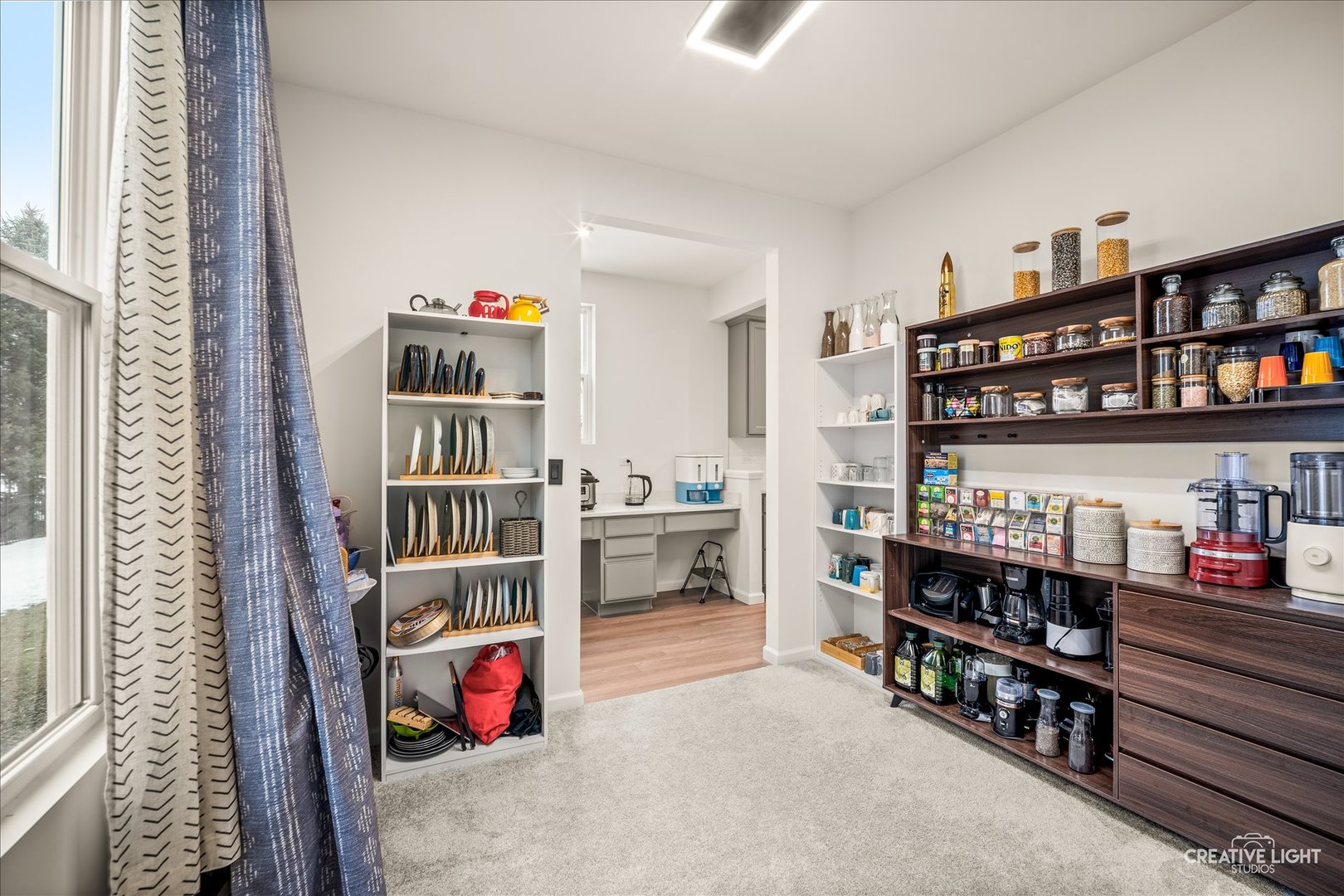 3667 Peregrine Way Elgin, IL 60124 - Photo 15 of 35 a room with storage and utility