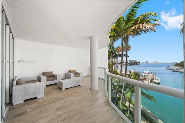 $5,000 | 7918 Harbor Island Drive, Unit 311, North Bay Village, FL 33141
