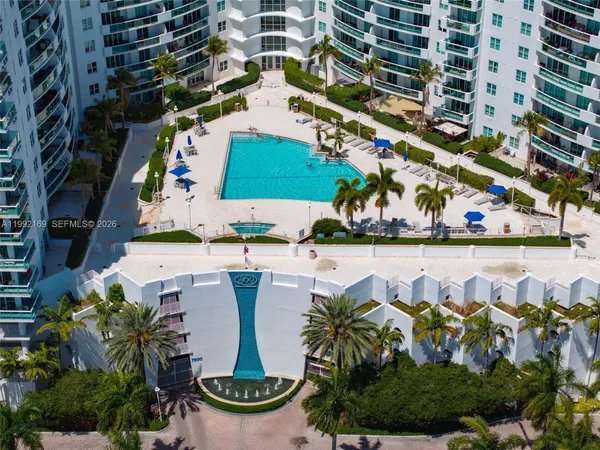 $5,000 | 7918 Harbor Island Drive, Unit 311, North Bay Village, FL 33141