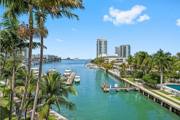 $5,000 | 7918 Harbor Island Drive, Unit 311, North Bay Village, FL 33141