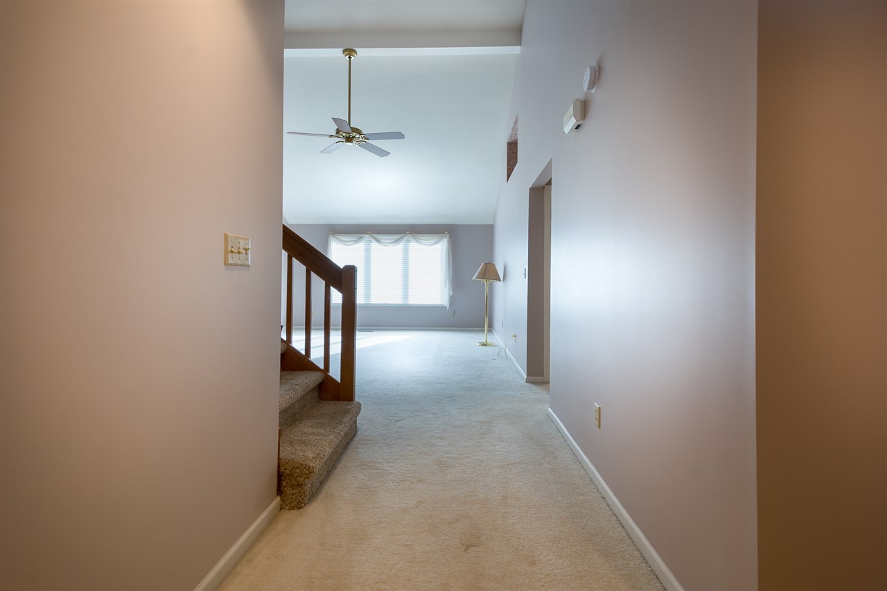 816 Owls Point Fort Wayne, IN 46825 - Photo 6 of 33 Gallery Image 6
