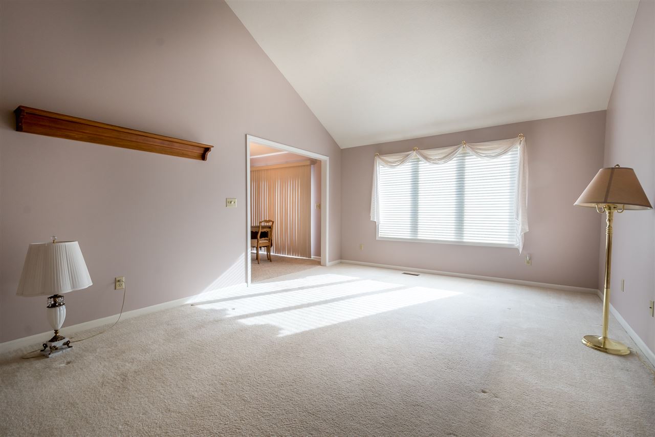 816 Owls Point Fort Wayne, IN 46825 - Photo 10 of 33 Gallery Image 10