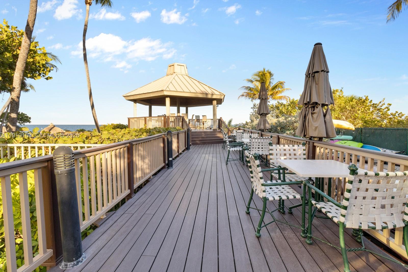 1121 Crandon Boulevard, Unit D404 Key Biscayne, FL 33149 - Photo 25 of 40
