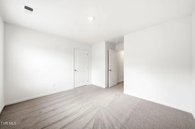 $348,100 | 1905 Fox Meadows Circle, Bluff City, TN 37618