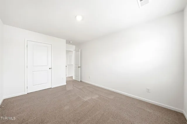 $348,100 | 1905 Fox Meadows Circle, Bluff City, TN 37618