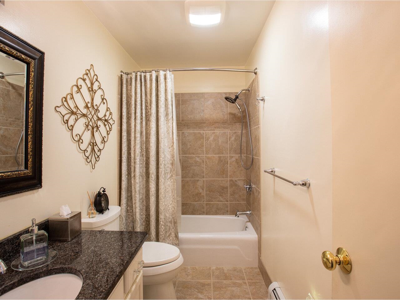 496 Braeloch Road Colchester, VT 05446 - Photo 13 of 40