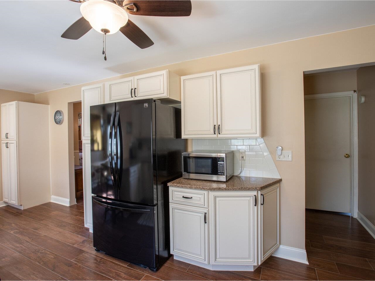 496 Braeloch Road Colchester, VT 05446 - Photo 8 of 40